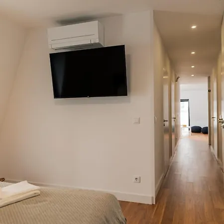 Casa Rua Da Fonte - Modern & Relax בית הארחה Ponta Delgada