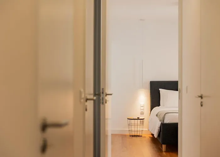 ゲストハウス Casa Rua Da Fonte - Modern & Relax 4*